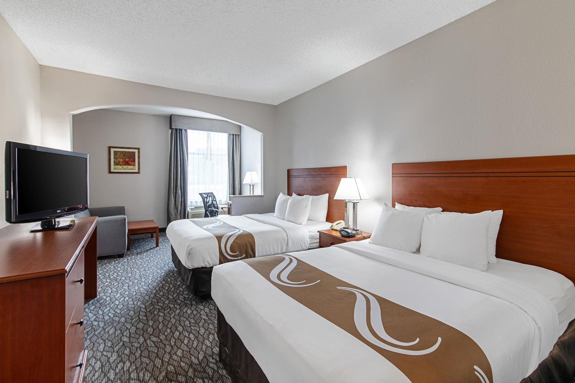 Quality Suites Austin Bagian luar foto