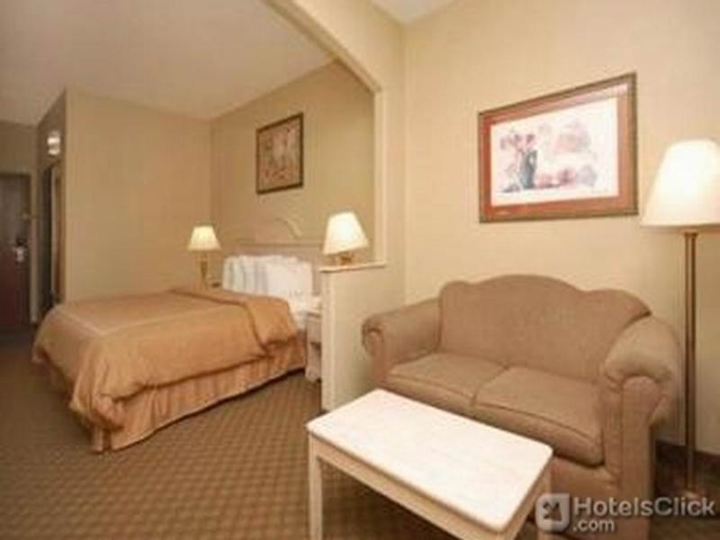 Quality Suites Austin Bagian luar foto