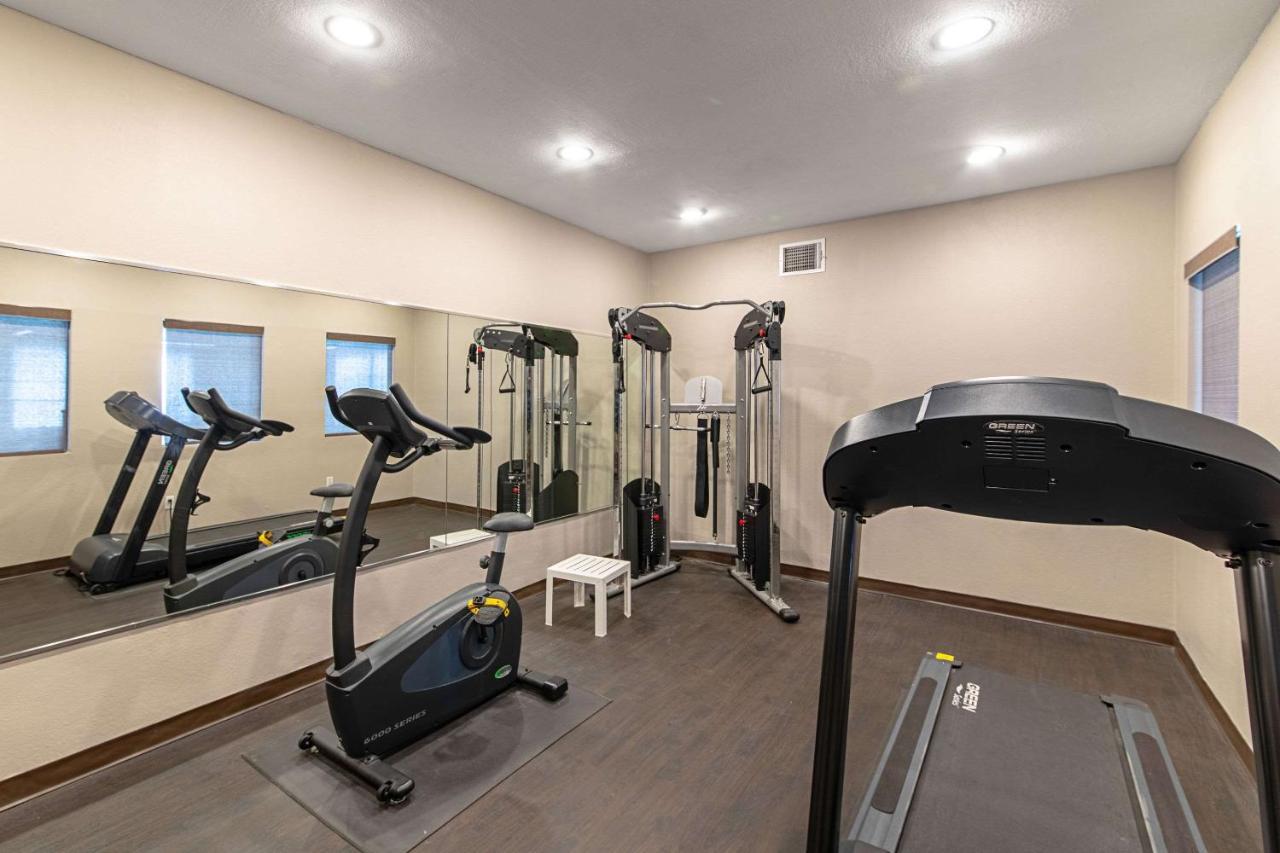 Quality Suites Austin Bagian luar foto