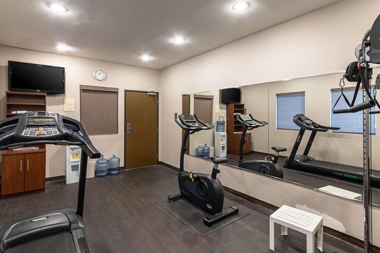 Quality Suites Austin Bagian luar foto